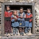banari, sassari, mostra "gianluigi anedda. il nepal in 40 scatti" - ritratto di bambini