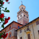 saluzzo piemonte suggestioni inedite, una visita guidata al centro storico del borgo