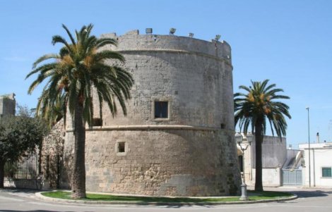 Nei sabati d'estate, aperitivo di benvenuto ai turisti