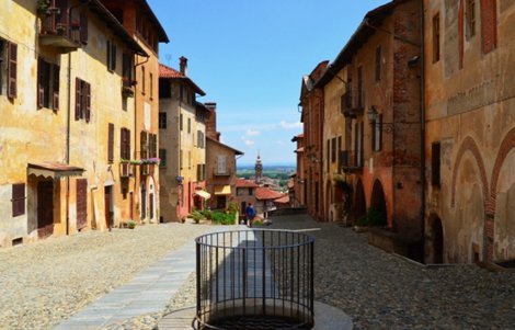 saluzzo visita guidata in francese al centro storico
