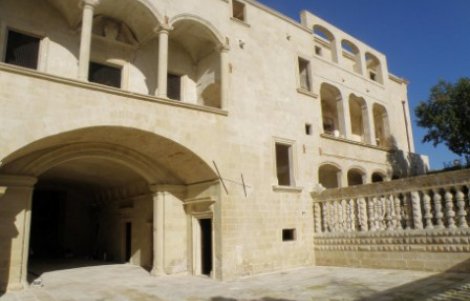 Ingresso del palazzo marchesale di Melpignano