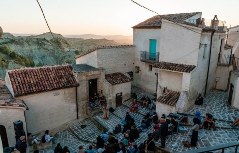 Il 22 luglio ad Aliano un incontro sulla Comunità Ospitale