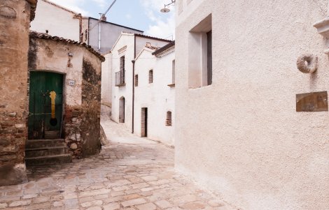 scorcio del borgo di aliano, matera