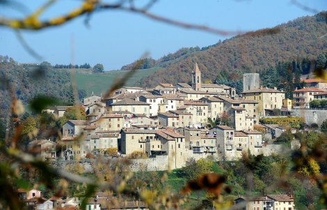 Pietralunga, borgo autentico umbria: un bene confiscato alle mafie diventa opportunità