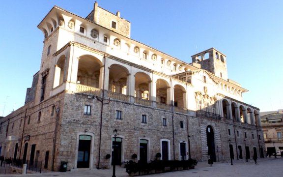 Palazzo De Mari, Acquaviva delle Fonti