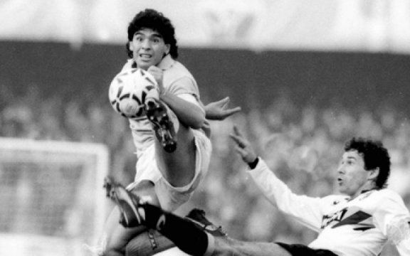 mostra-fotografica-i-grandi-calciatori-a-Roviano