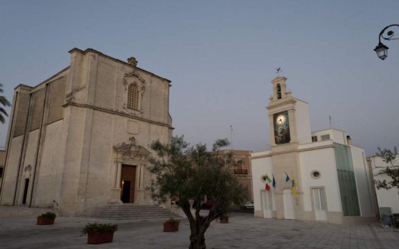Borgagne-chiesa-madre-e-campanile-civico