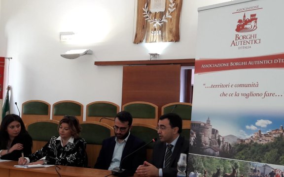 conferenza-stampa-protocollo-associazione borghi autentici-enelx