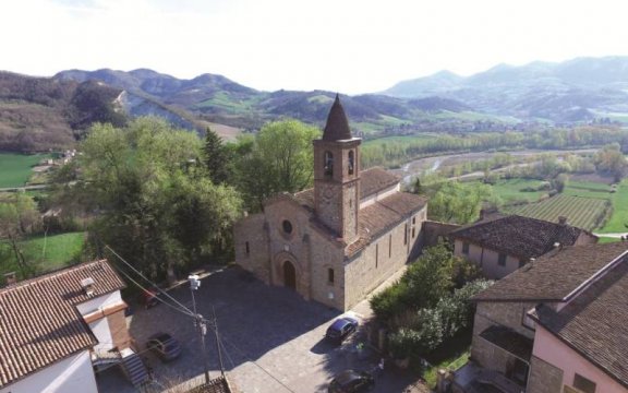Cecima-piazza-chiesa-san-martino
