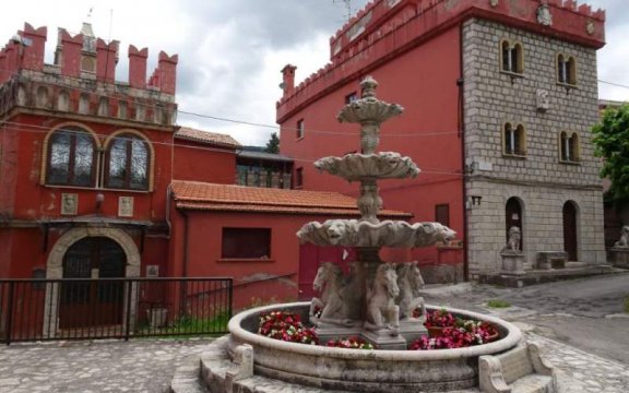 Castello_di_Giuliopoli_frazione_di_Rosello