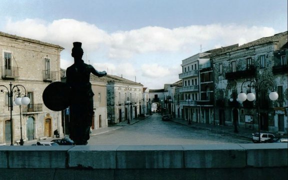 Castelnuovo-della-Daunia-strade e vicoli