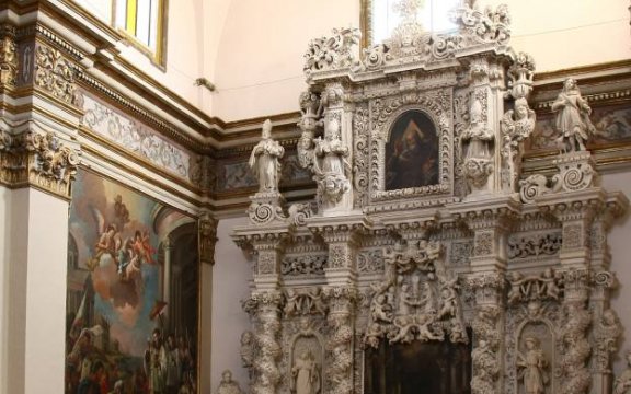 Ruffano-Chiesa-natività-BVM-altare
