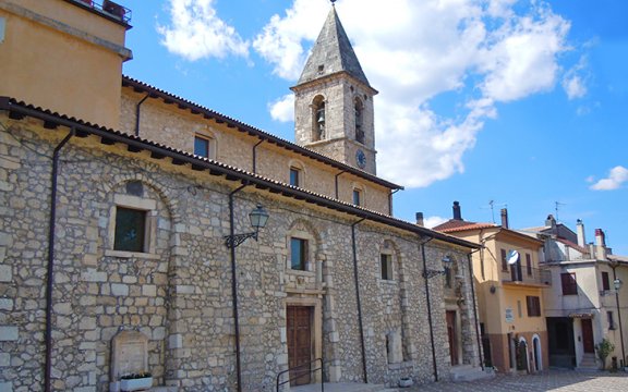 Collelongo-abruzzo-chiesa-santa-maria-nuova