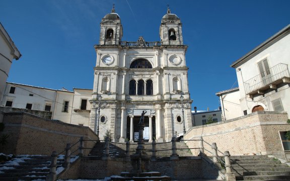 borgo autentico di san valentino in abruzzo citeriore duomo 
