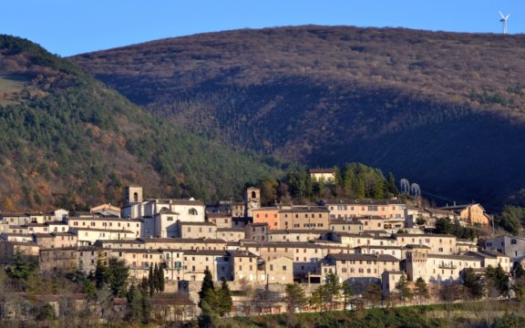 Fossato di Vico-panorama