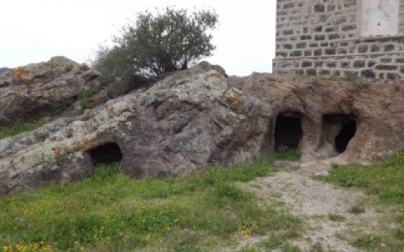 Galtellì_domus de janas