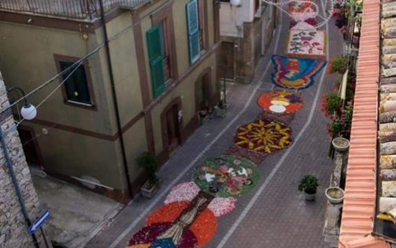 infiorata corpus dominini Perano (CH)