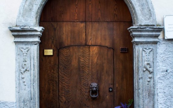 portale-in-pietra-Laino-Borgo