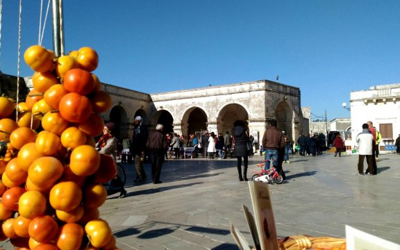 Piazza-San-Giorgio-Melpigano-Mercato-della-Terra-mercato-del-giusto