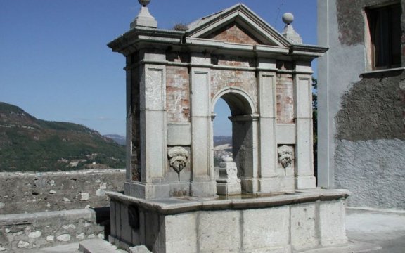 Morcone-antica-fontana
