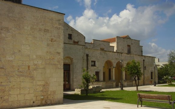 Palazzo Baronale San Cassiano di Lupiae – Wikimedia