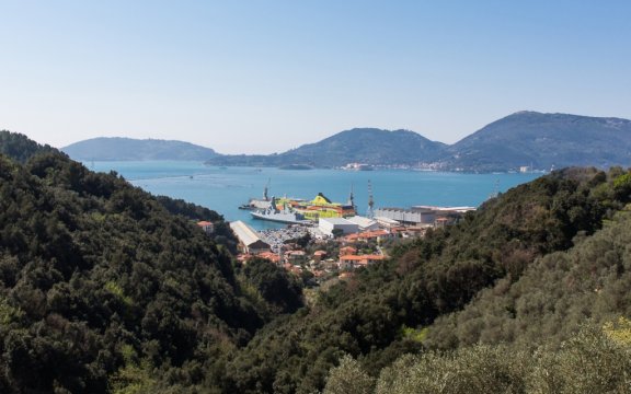Pitelli-vista sul porto di La Spezia-ph. Matteo Trombello