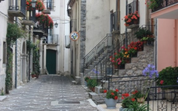 Pizzone via del borgo