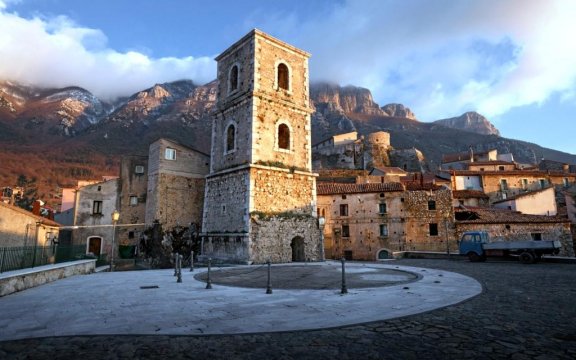 Postiglione_SA__centro_storico