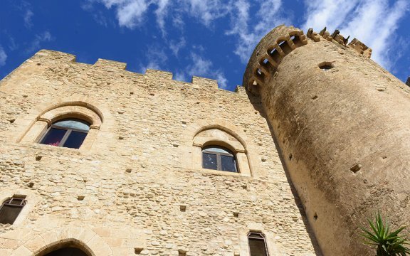 Roseto Capo Spulico-Castrum Petrae Roseti