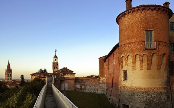 saluzzo La Castiglia apre in notturna