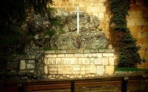 Tomba-Ignazio-Silone-Pescina