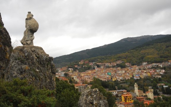 Tonara-Borgo-Autentico-Sardegna-foto-Giorgio-Gomez