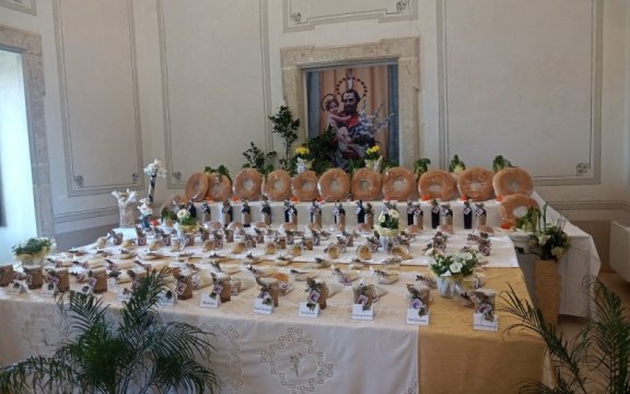 Una-Tavola.-di-San-Giuseppe-Giurdignano