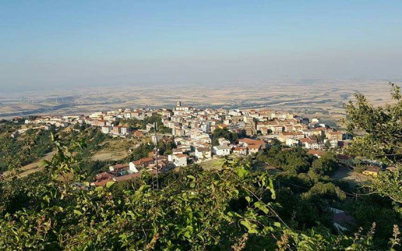 Volturino-Monti-Dauni-panorama-primaverile