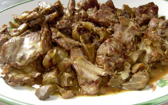 Sardara Agnello con Carciofi