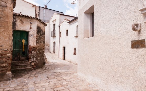 scorcio del borgo di aliano, matera
