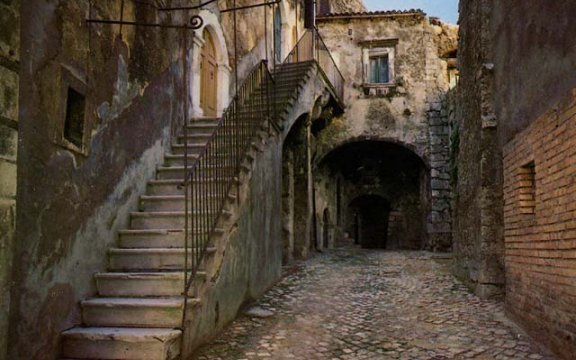 Campo_di_Giove_centro_storico