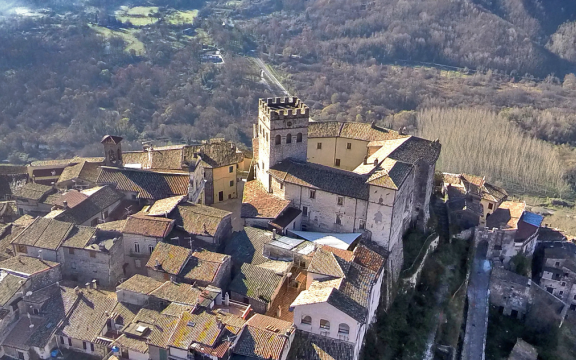 canti di pianti e morte borgo autentico roviano