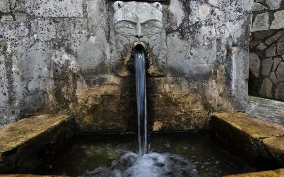 Limatola-Campania-fontana-Margherita-de-Tucziaco