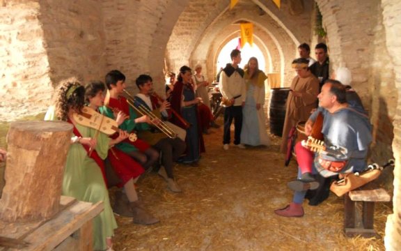 fossato-di-vico-festa-statuti-2015