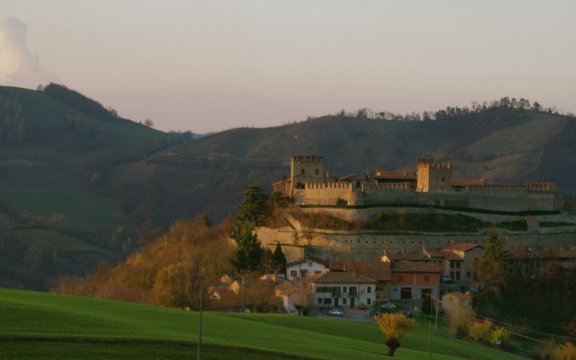 Montesegale-castello