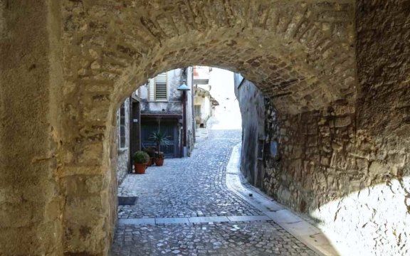 Limatola-scorcio-borgo-antico
