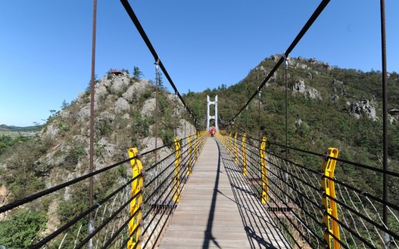 un ponte tra bambini e famiglie colpiti dal terrremoto