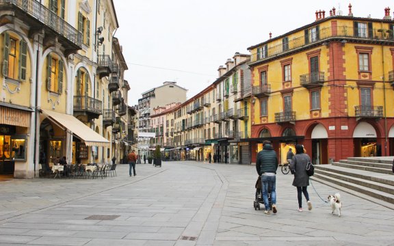 Saluzzo-Borgo-Autentico-d-Italia-ztl