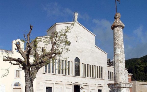 santuario_santa_maria_delle_grazie_san_giovanni_rotondo_borghi_autentici_puglia