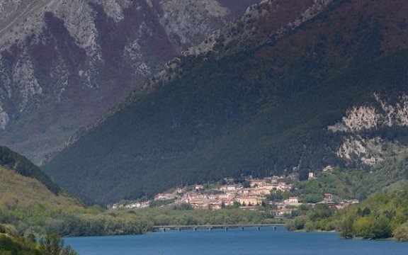 villetta_barrea_montagne_borghi_autentici_italia_abruzzo 