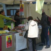 festa nazionale borghi autentici 2008 sauris stand con prodotti tipici dei territori